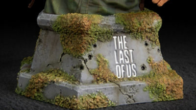 The Last of Us: Joel Bust - Close up of Bust showing The Last of Us Logo